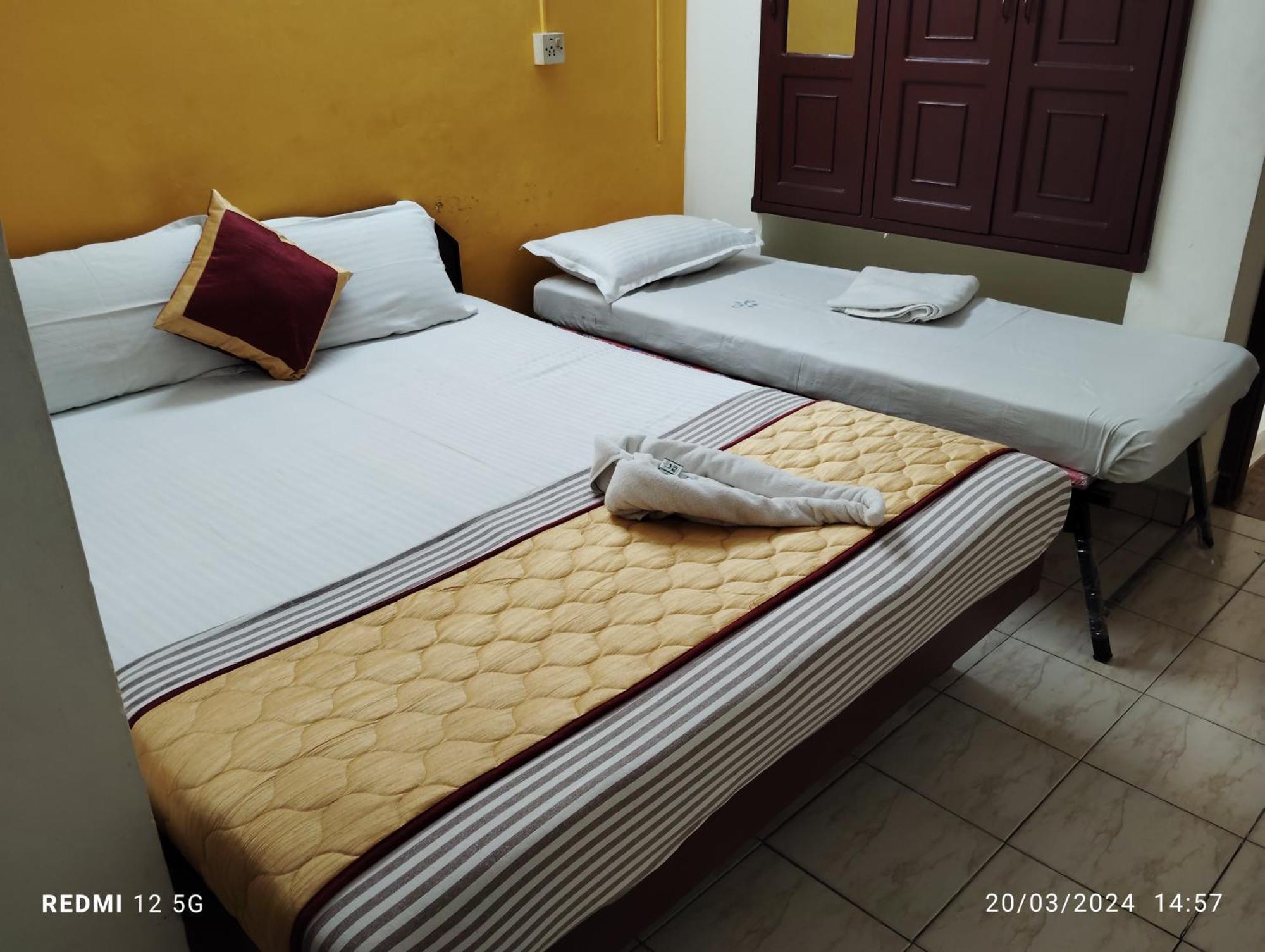 Hotel Gamas Inn Thiruvananthapuram Екстер'єр фото