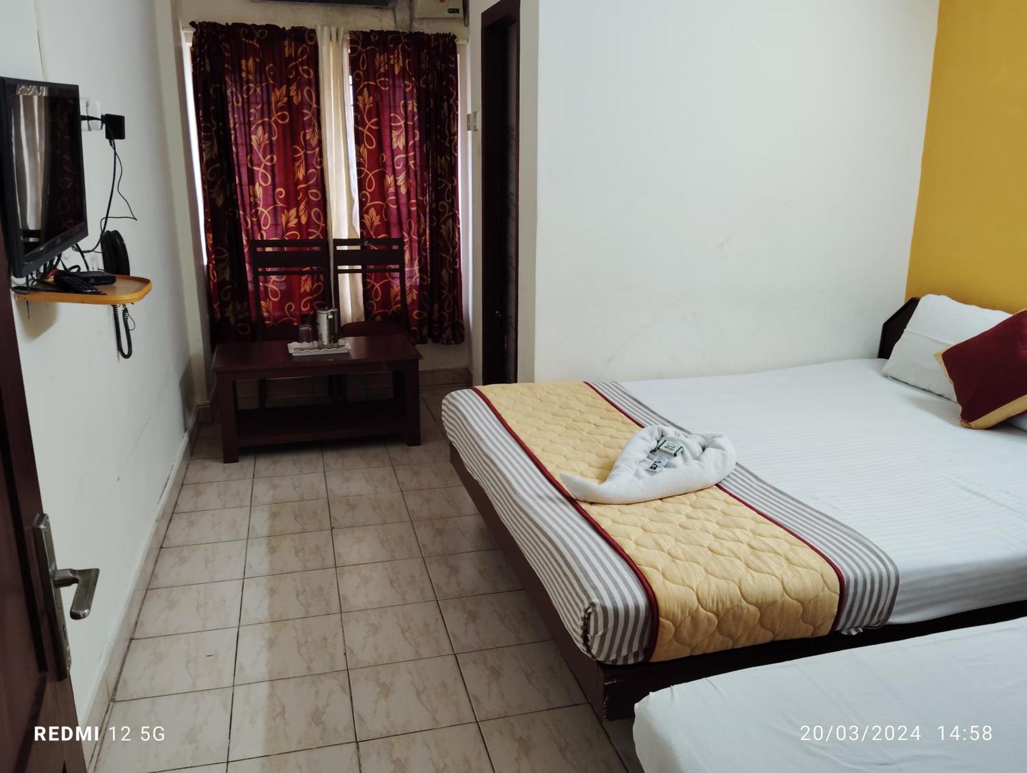 Hotel Gamas Inn Thiruvananthapuram Екстер'єр фото