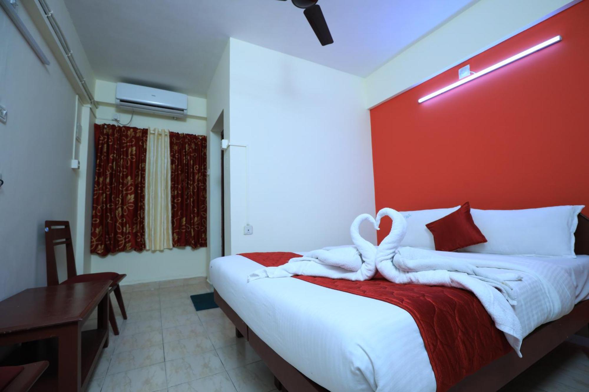 Hotel Gamas Inn Thiruvananthapuram Екстер'єр фото