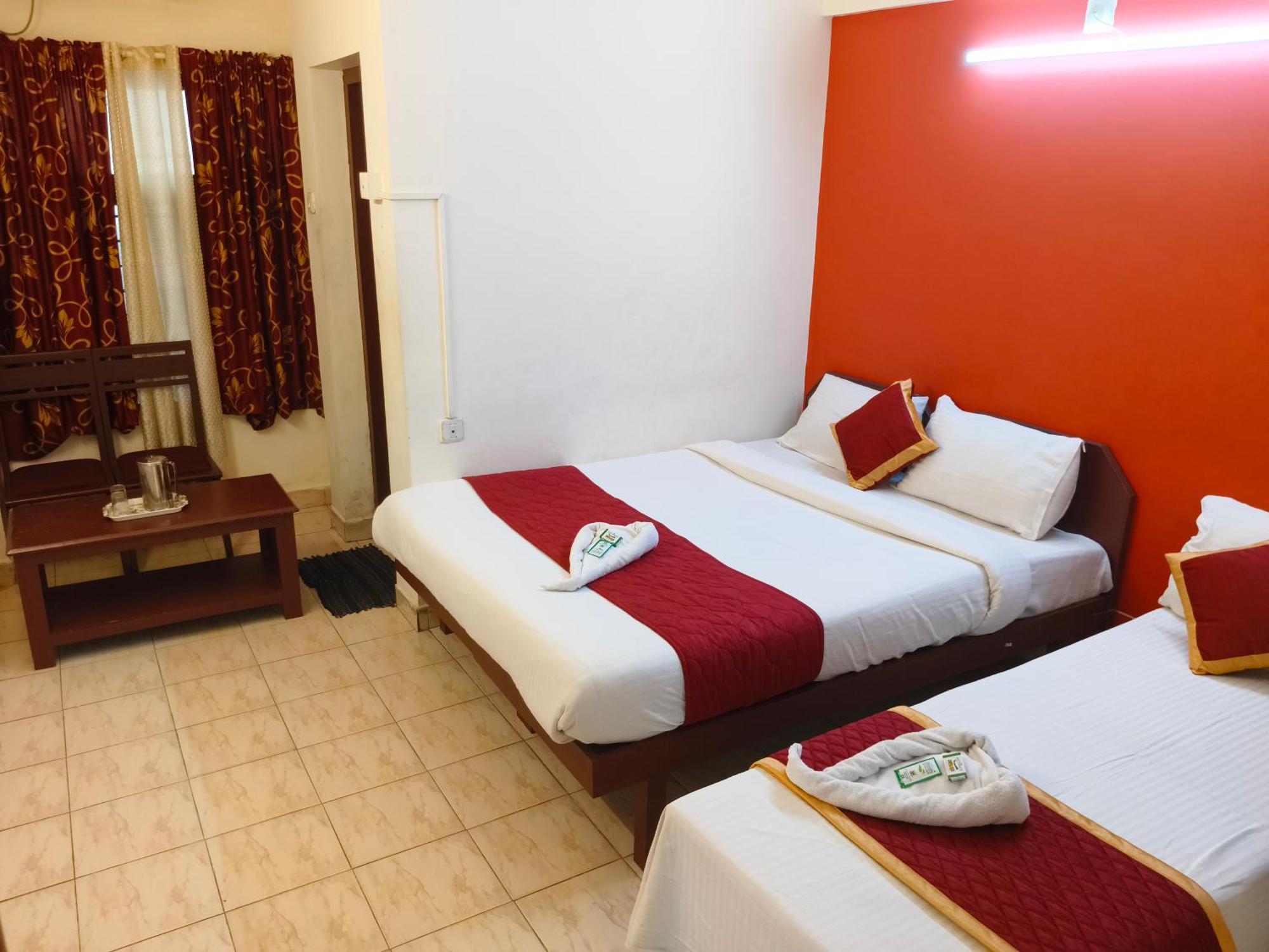 Hotel Gamas Inn Thiruvananthapuram Екстер'єр фото
